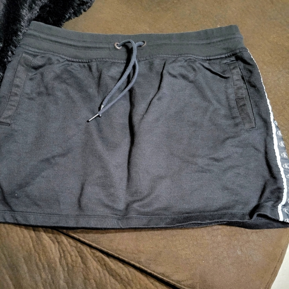 Calvin klein skirt